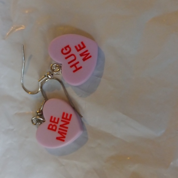 Valentine'S Day Resin Heart Earrings - Picture 2 of 6